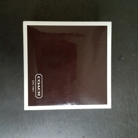 Watch - Picture 4 of 4